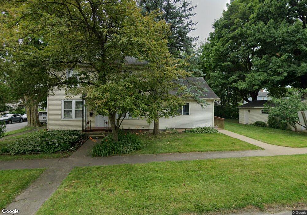 512 E Jefferson Ave, La Porte, IN 46350 - photo 1