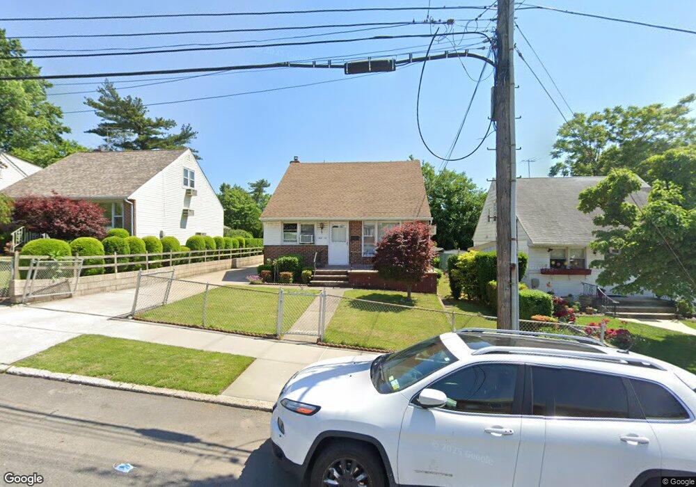 14510 17th Rd, Whitestone, NY 11357 - photo 1