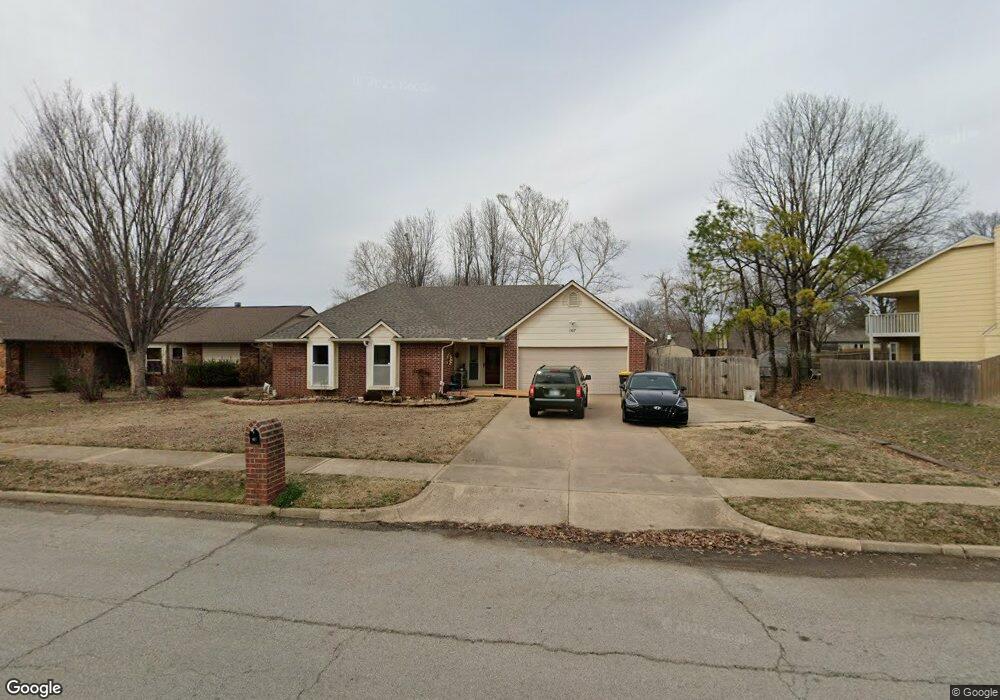 167 Fox Run Cir, Jenks, OK 74037 - photo 1