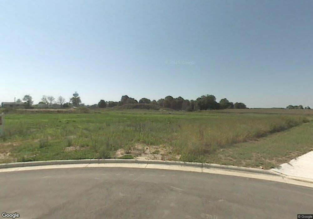 551 Hosana Heights Ct, Evansville, WI 53536 - photo 1