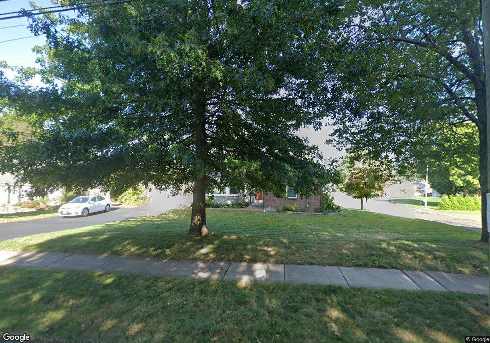 886 Ridge Rd, Wethersfield, CT 06109 - photo 1