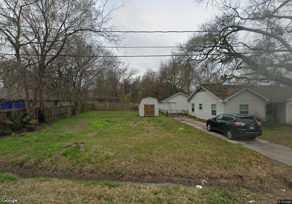 1202 Eubanks St, Houston, TX 77022 - photo 1