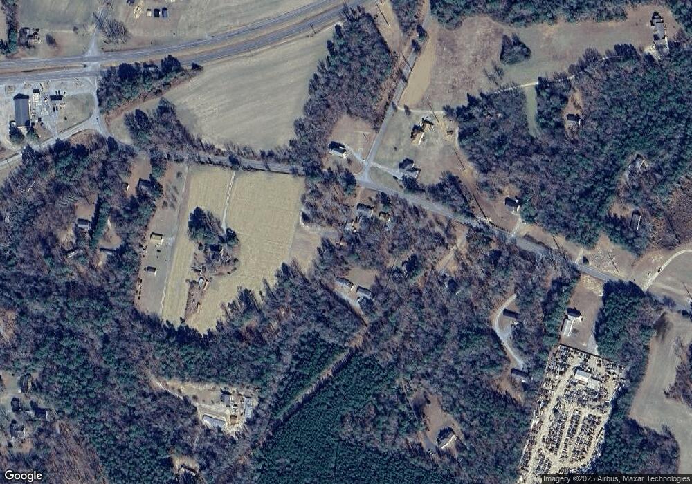 388 Howerton Rd, Dunnsville, VA 22454 - photo 1