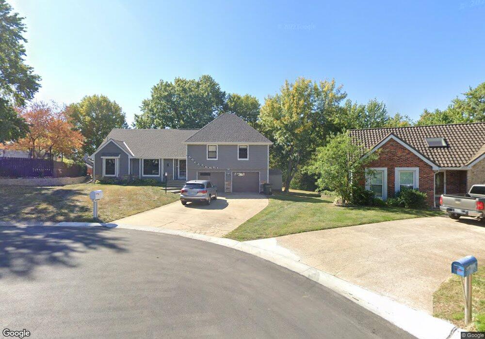 6620 Hallet St, Shawnee, KS 66216 - photo 1