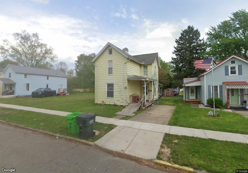 438 N 9th St, Coshocton, OH 43812 - photo 1