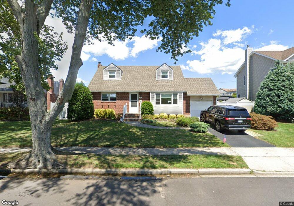 25 Sylvia Rd, Plainview, NY 11803 - photo 1