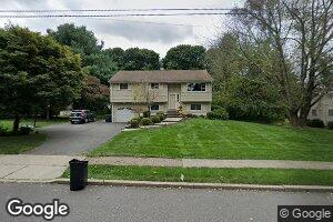 28 Messig Rd, Clinton, NJ 08809