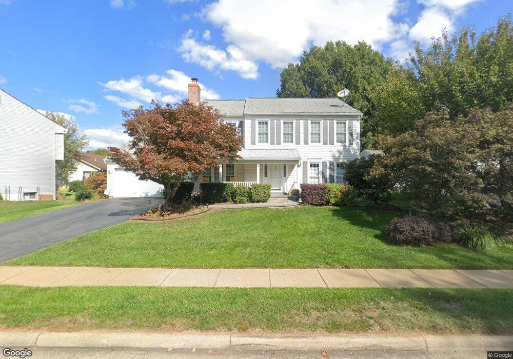 13606 Haverford Ct, Chantilly, VA 20151 - photo 1