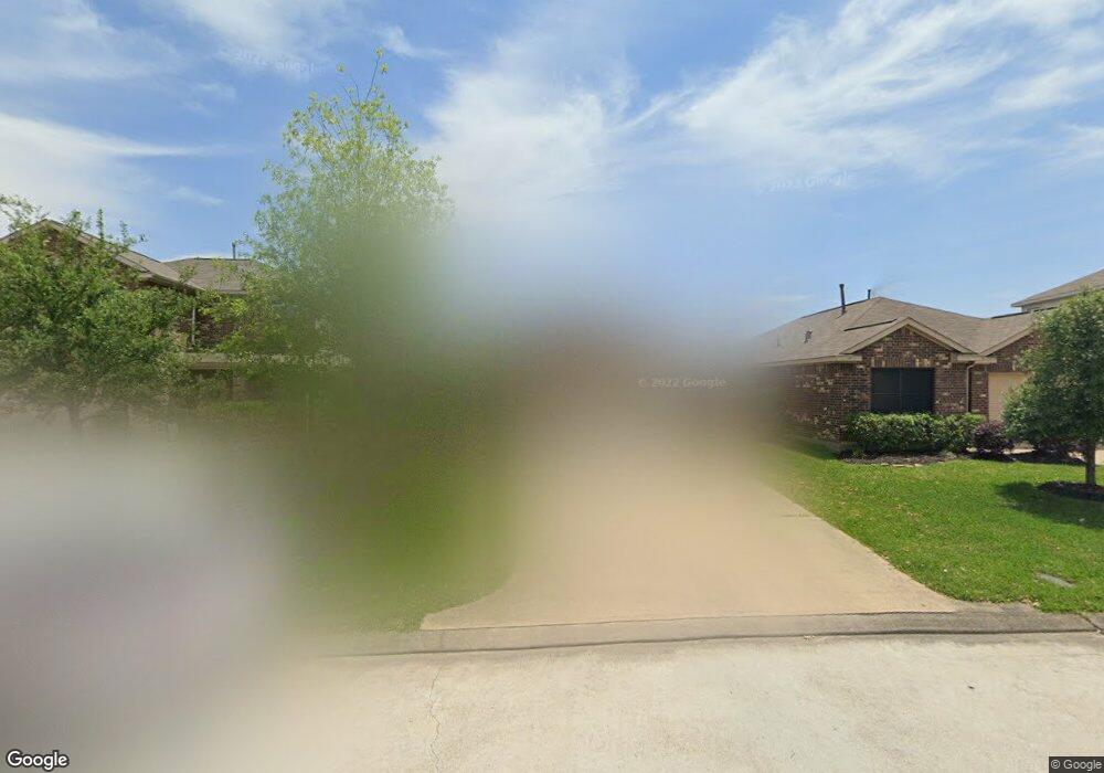 10215 Norway Spruce Ln, Tomball, TX 77375 - photo 1