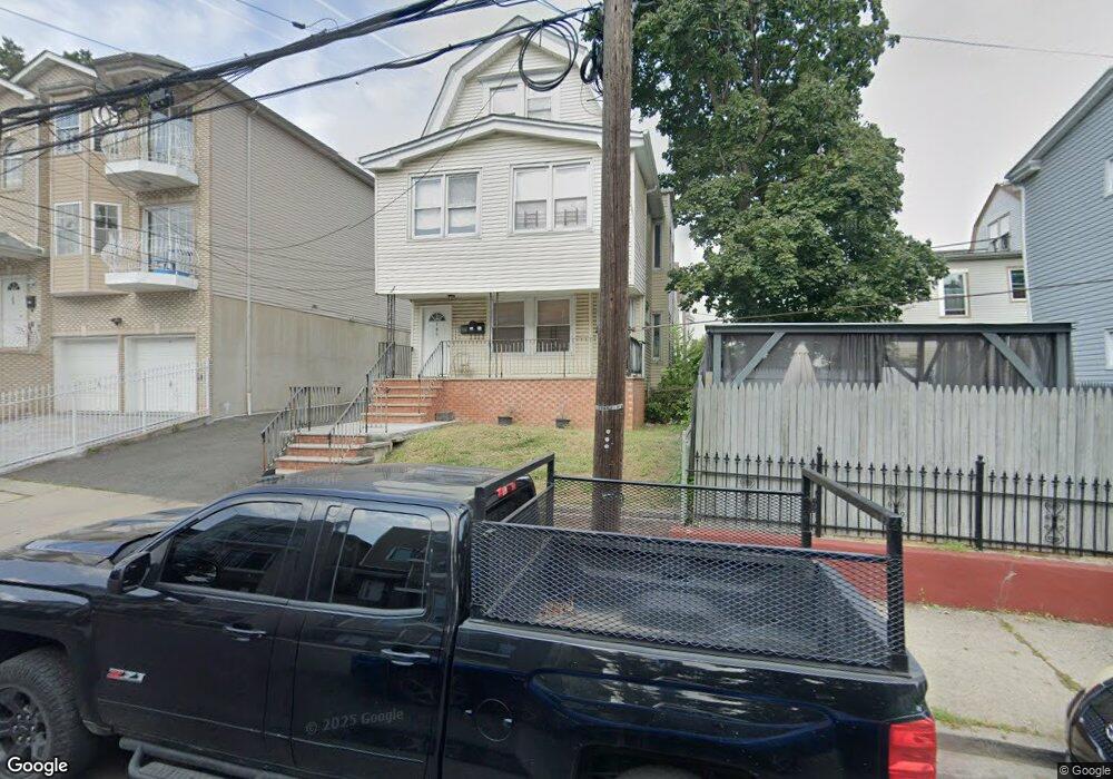 185 Custer Ave unit 3, Newark, NJ 07112 - photo 1
