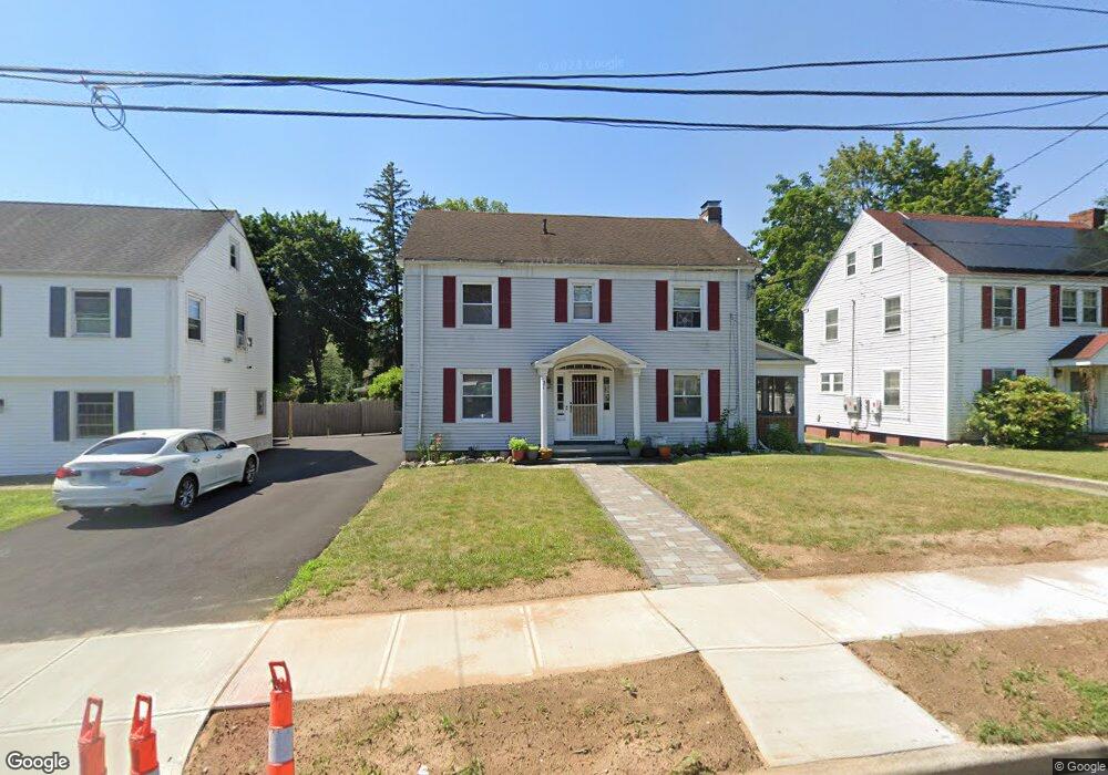 21 Pembroke St, Hartford, CT 06112 - photo 1