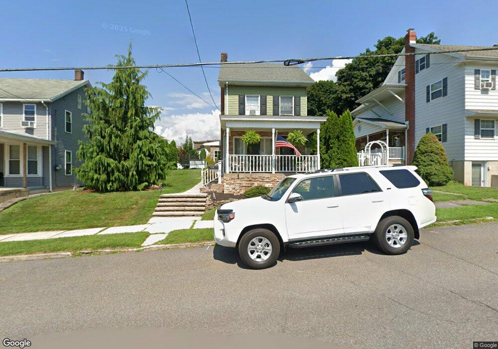 615 Center St, Jim Thorpe, PA 18229 - photo 1