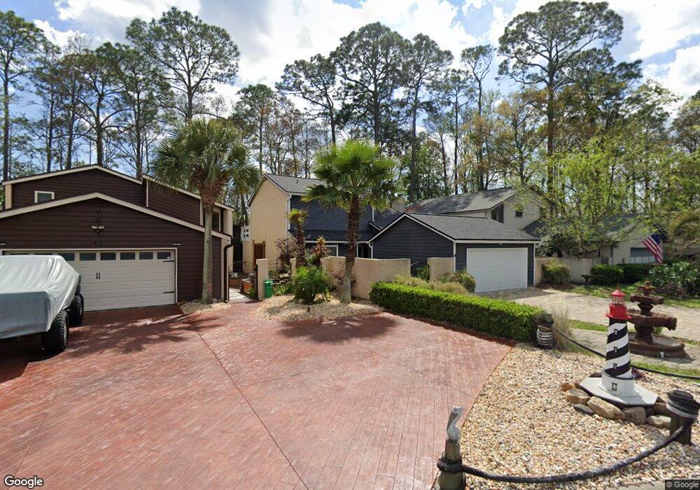 5566 Mariners Cove Dr, Jacksonville, FL 32210 - photo 1