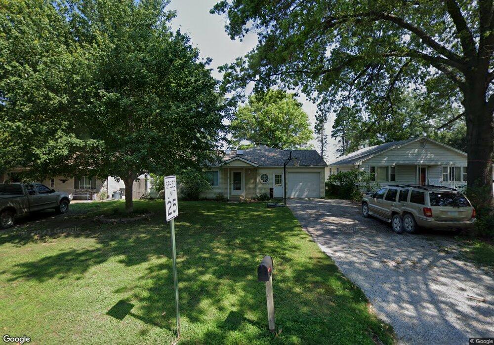 1105 W Summit Ave, Shenandoah, IA 51601 - photo 1