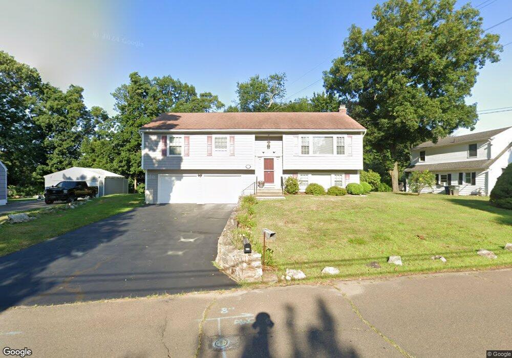 385 Anton Dr, Bridgeport, CT 06606 - photo 1