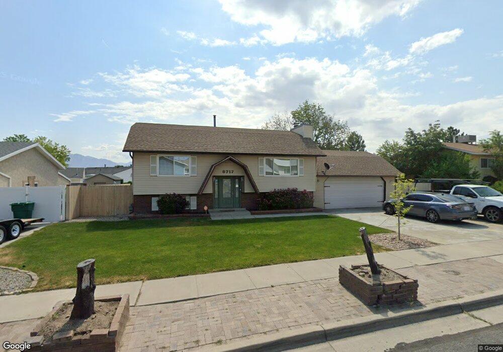 8717 S Royal Crest Dr, West Jordan, UT 84088 - photo 1