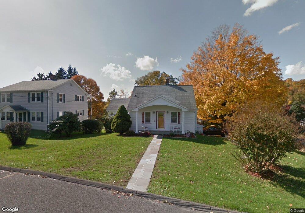 28 Grove St, Danbury, CT 06810 - photo 1