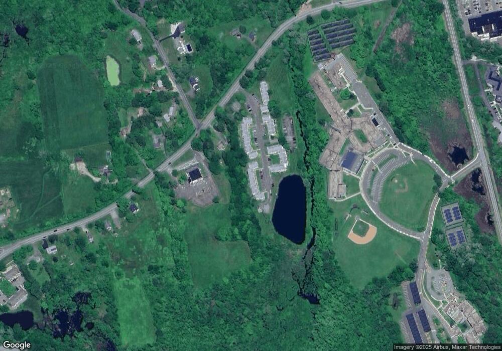 42 Tapping Reeve Village, Litchfield, CT 06759 - photo 1