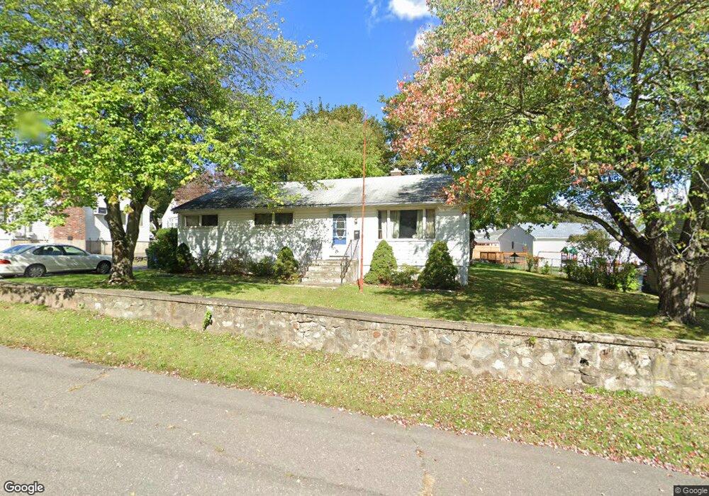 25 Emmett Ct, Waterbury, CT 06706 - photo 1