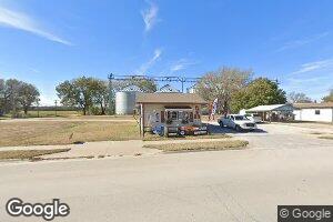 209 Cottonwood St, Strong City, KS 66869