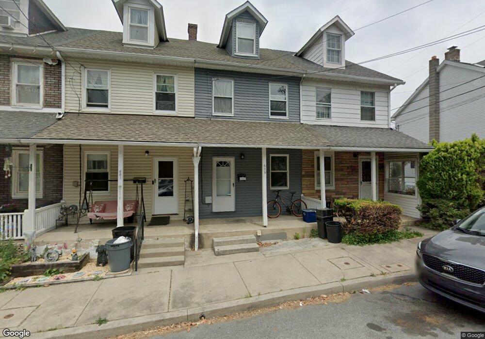 659 Furnace St, Emmaus, PA 18049 - photo 1