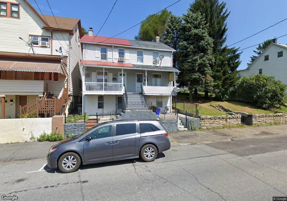 719 E Diamond Ave, Hazleton, PA 18201 - photo 1