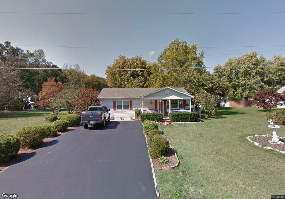 11038 Ashby Dr, Fredericksburg, VA 22407 - photo 1