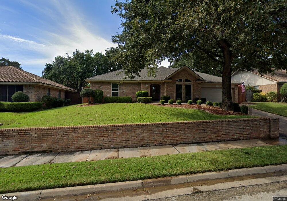 3013 Shenandoah Dr, Bedford, TX 76021 - photo 1