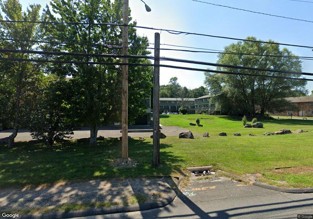 1400 Meriden Rd unit 6-3, Waterbury, CT 06705 - photo 1