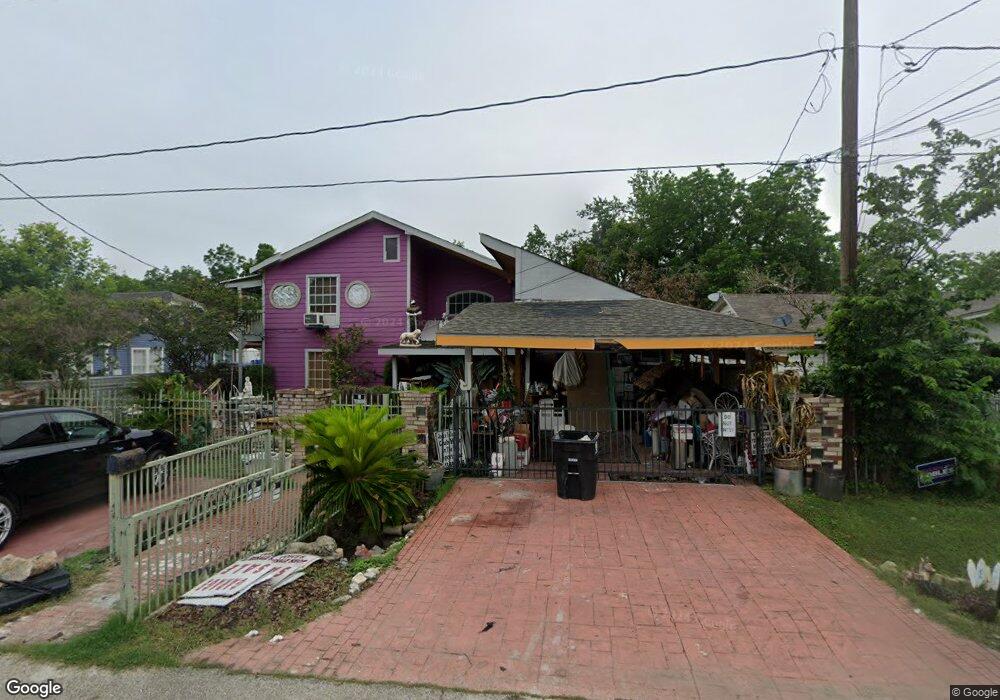 2405 Caplin St, Houston, TX 77026 - photo 1