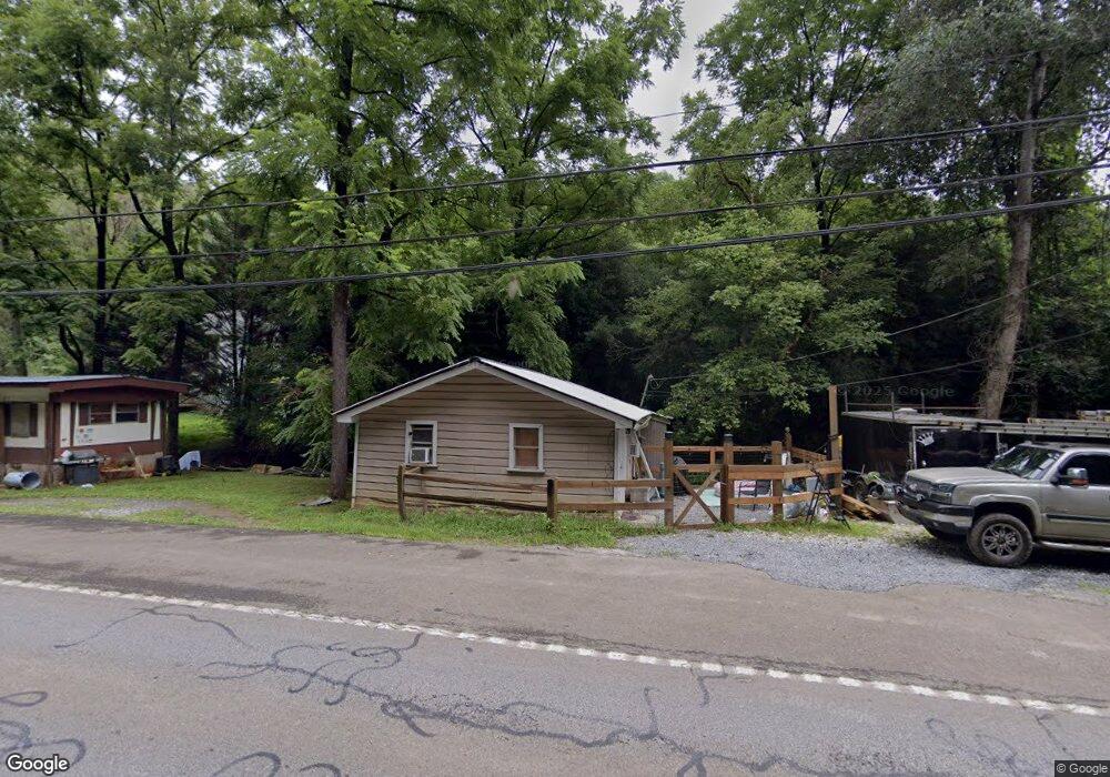 556 Dalton St, Ellijay, GA 30540 - photo 1