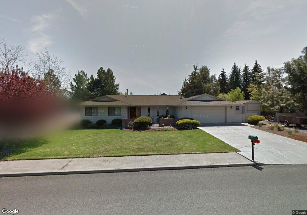 1305 NE Paula Dr, Bend, OR 97701 - photo 1