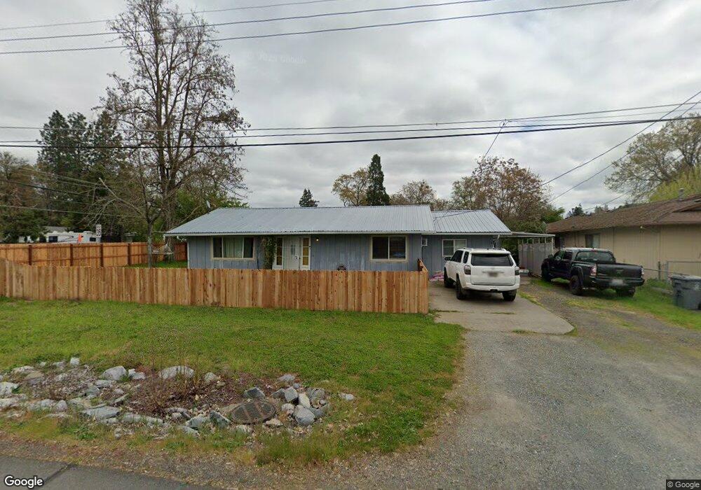 1725 SW G St, Grants Pass, OR 97526 - photo 1