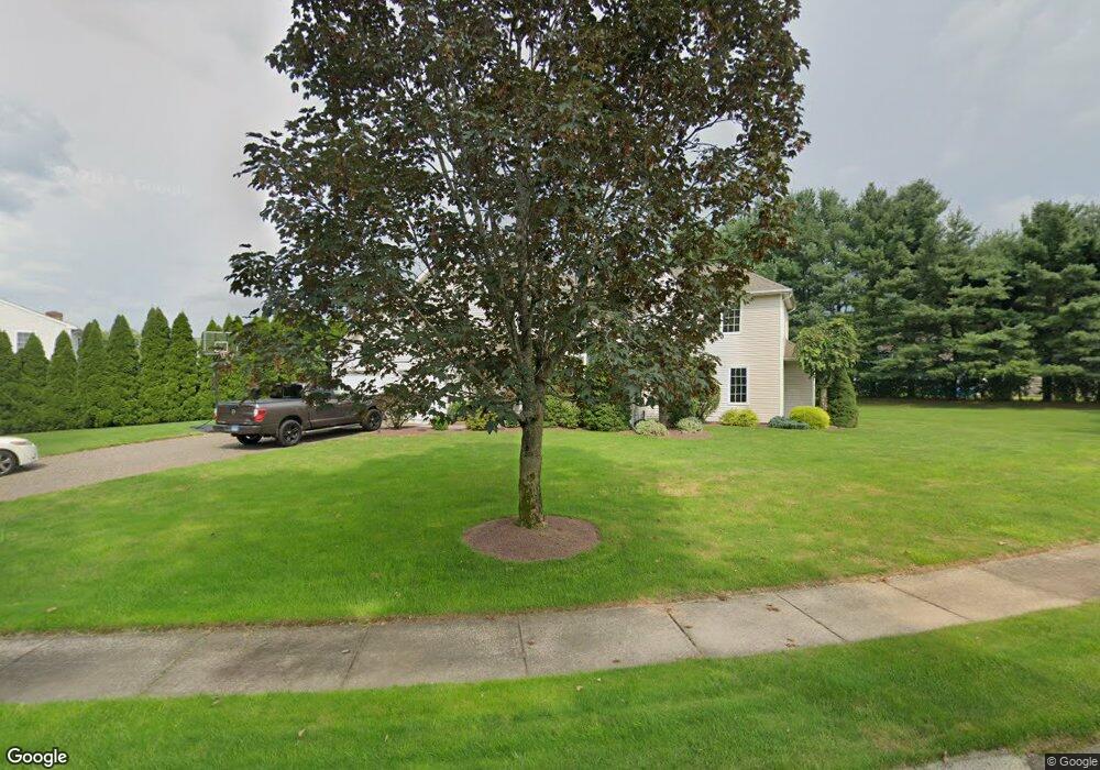 4 Vicki Ln, Cromwell, CT 06416 - photo 1