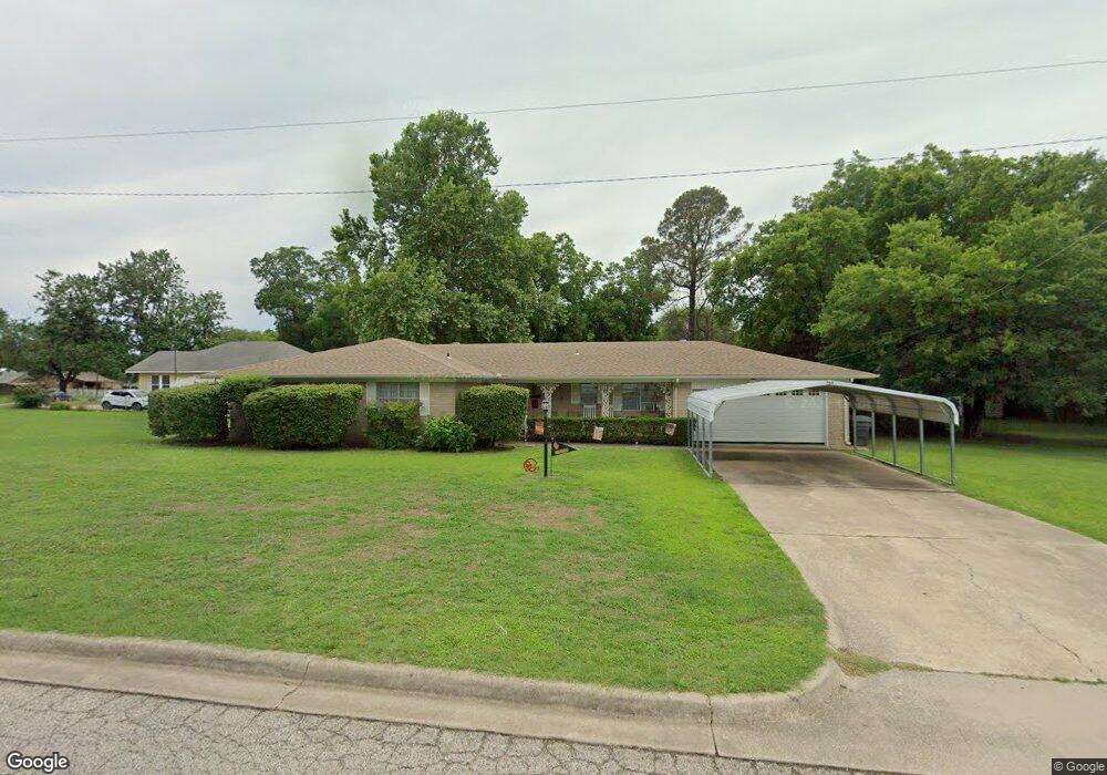 616 10th Ave NW, Ardmore, OK 73401 - photo 1