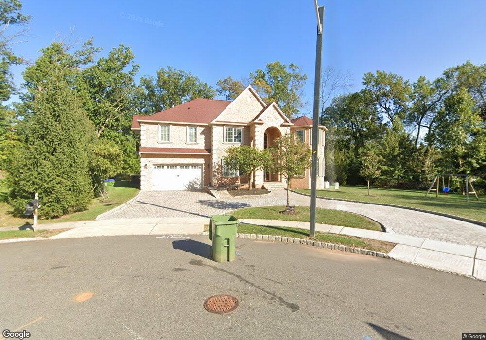 6 Conger Ct, Edison, NJ 08820 - photo 1