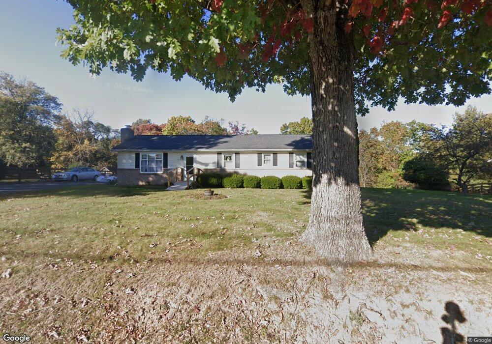 1172 Three Run Rd, Bunker Hill, WV 25413 - photo 1