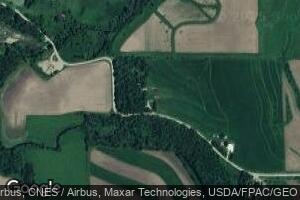 23642 Mapleleaf Dr, Spring Grove, MN 55974