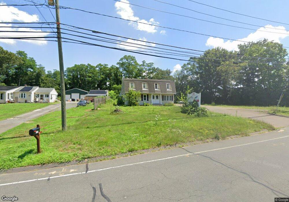 380 S Center St unit 2A, Windsor Locks, CT 06096 - photo 1