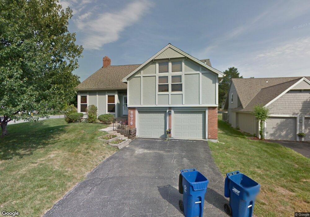 8075 Colony Ln, Lenexa, KS 66215 - photo 1