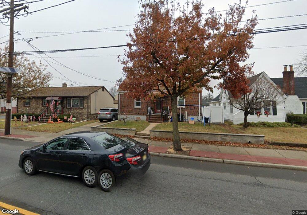 1410 Roosevelt Ave, Carteret, NJ 07008 - photo 1