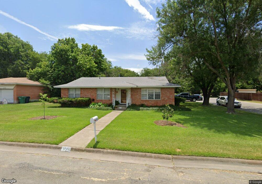 1725 Crescent St, Denton, TX 76201 - photo 1