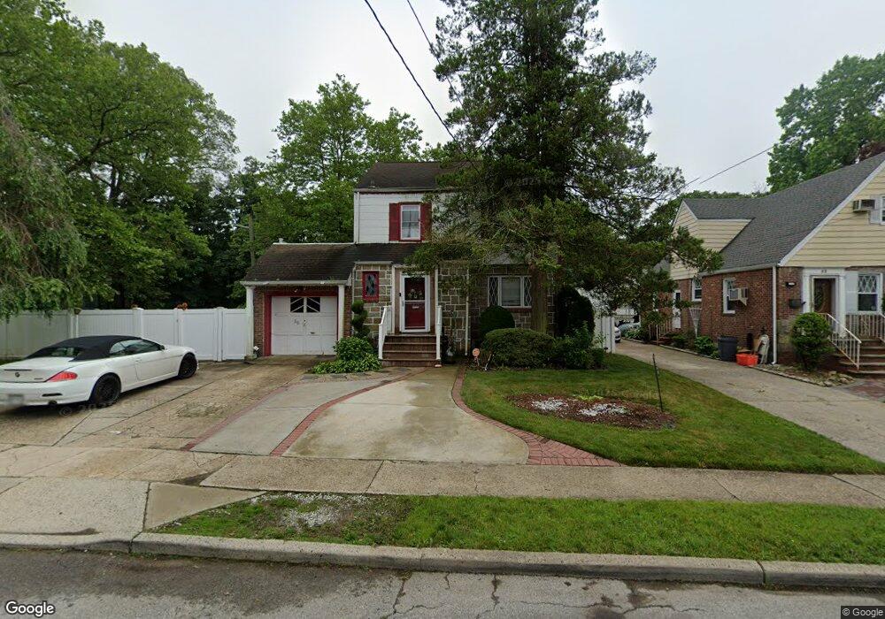 56 Carol St, West Hempstead, NY 11552 - photo 1