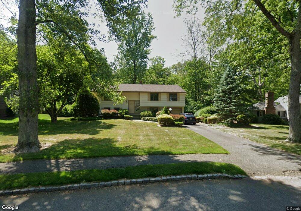 13 Billingsley Dr, Livingston, NJ 07039 - photo 1