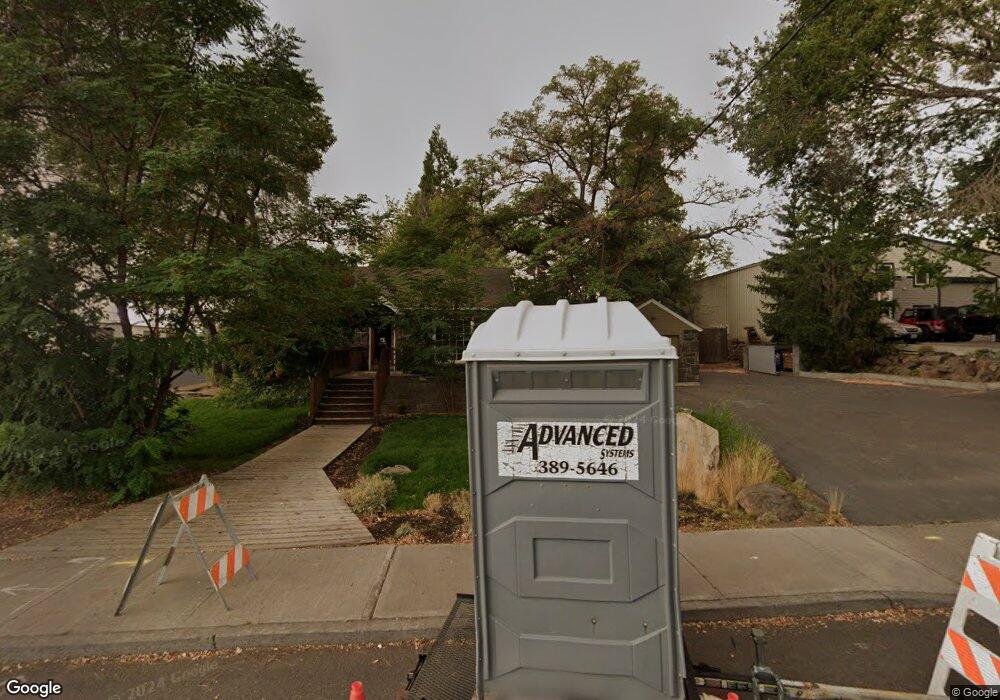 1605 NE Lytle St, Bend, OR 97701 - photo 1