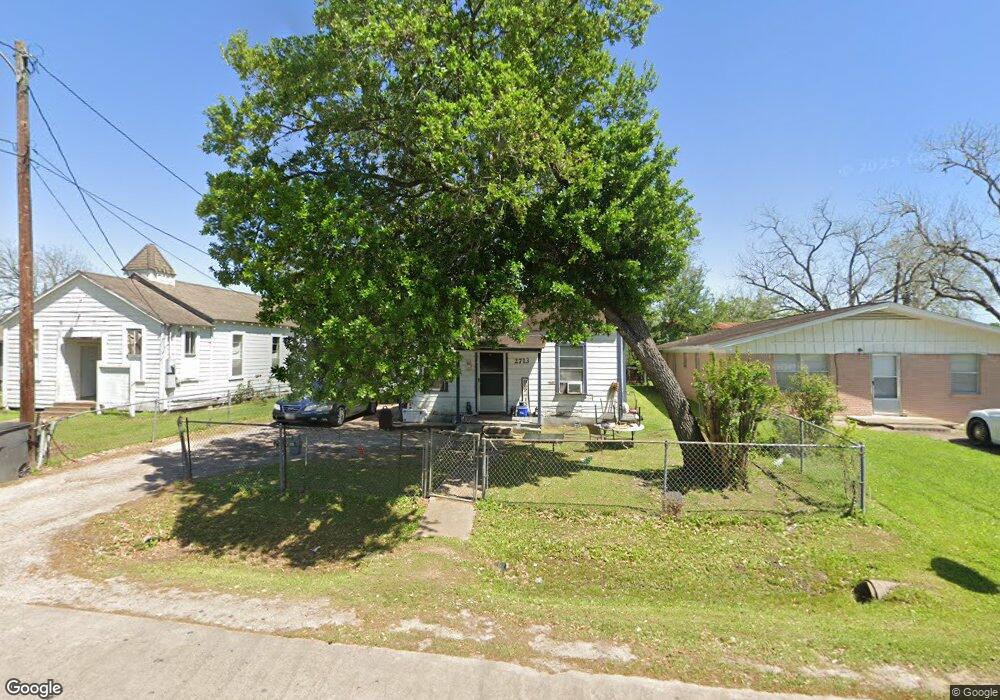 2713 Avenue C, Bay City, TX 77414 - photo 1