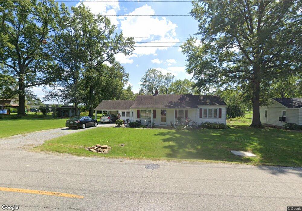 1713 Dorris Heights Rd, Harrisburg, IL 62946 - photo 1