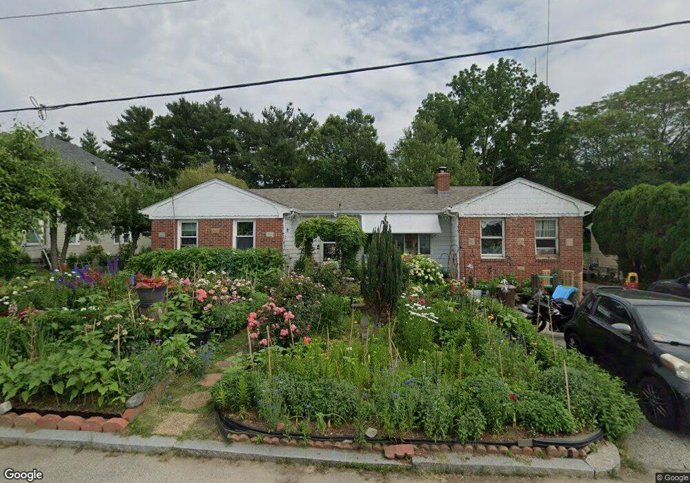 20 Netop Dr, Providence, RI 02907 - photo 1