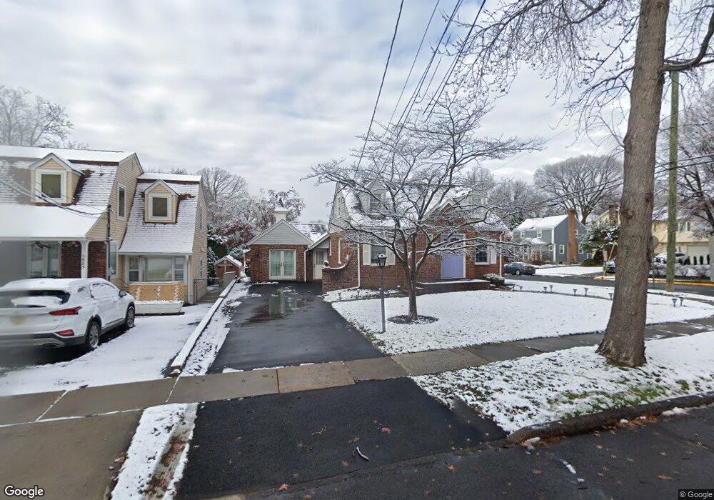 687 Bogert Rd, River Edge, NJ 07661 - photo 1