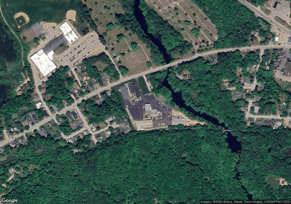 2 Evans Dr, Raymond, NH 03077 - photo 1